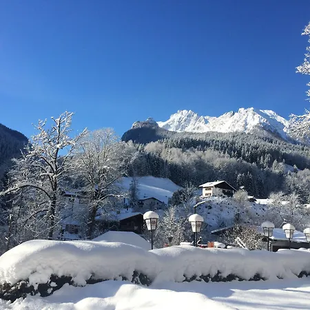 伯格巴赫旅馆 3*